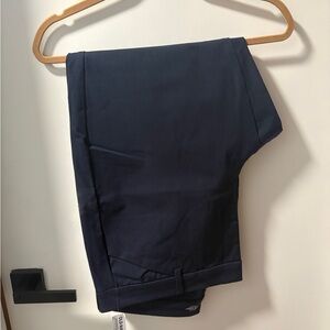 Old Navy Pixie Skinny